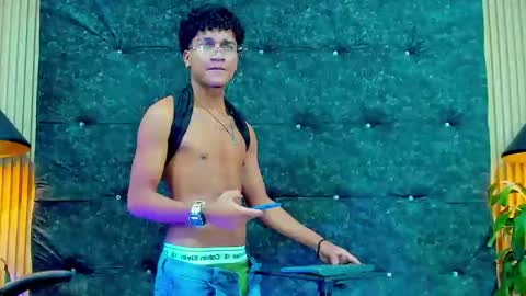 iaan_dalton_ online show from October 23, 12:12 am