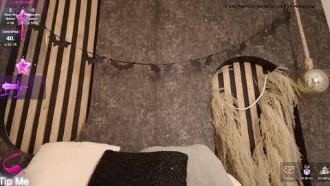 salome online show from March 29, 8:21 pm