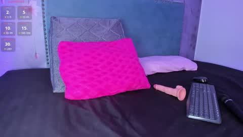 Im Adara online show from December 20, 1:34 am