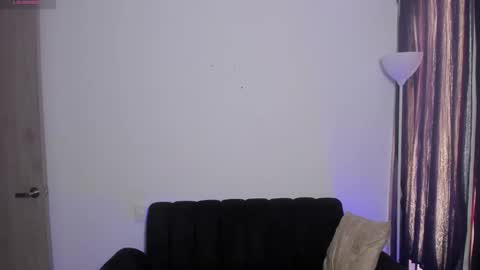 Dylan  independent model  online show from March 20, 5:51 pm