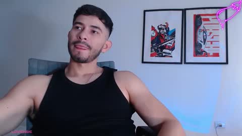  INDEPENDENT MODEL online show from October 22, 1:24 pm