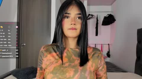Snapshot of iamjulietaa chatting on March 5, 6:23 pm online show from March 5, 6:23 pm