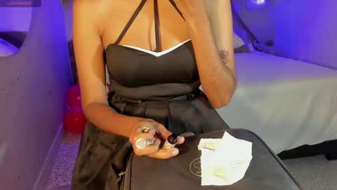 Snapshot of iamnayuta chatting on February 7, 7:59 pm Nayuta online show from February 7, 7:59 pm