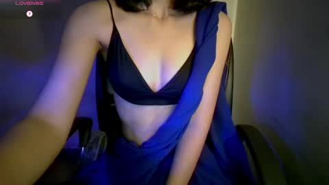 Snapshot of iamsweethoney chatting on September 25, 7:10 pm hainnahh online show from September 25, 7:10 pm