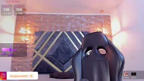 IAN CASTILLO online show from February 5, 11:36 am