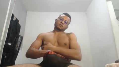 ian_tuner online show from November 27, 2:08 am