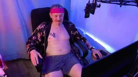 Rich online show from April 2, 11:33 pm