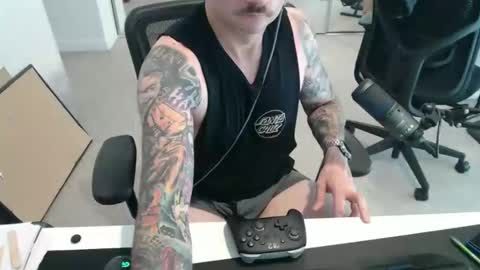 ic987 online show from February 19, 3:38 am