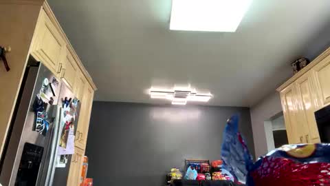 icanmakeyousquirt69 online show from May 5, 8:14 pm