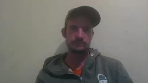 icetwerller online show from November 11, 3:42 am