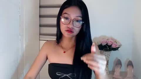Snapshot of icy_19 chatting on January 14, 7:38 am icy_19 online show from January 14, 7:38 am