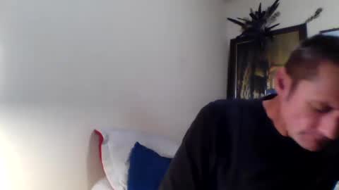 Snapshot of ifoundthegspot chatting on October 20, 6:40 am Darthmark420 online show from October 20, 6:40 am