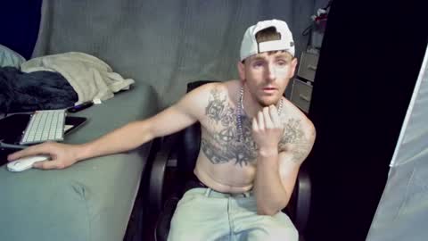 Amiri Roue online show from January 26, 6:28 am