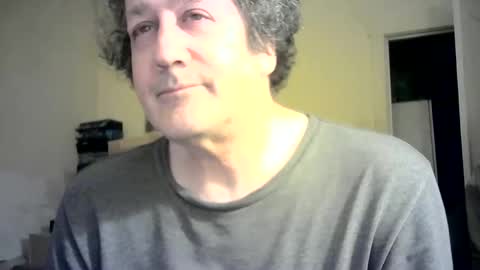 ignoredlittlestloser online show from December 20, 4:20 am