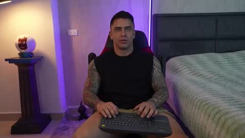 Snapshot of igor_scott chatting on October 15, 3:21 am Igor scott online show from October 15, 3:21 am