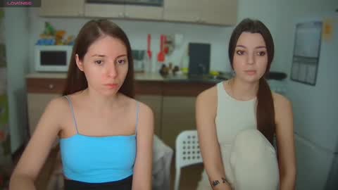 Julia and Mira online show from February 18, 4:25 pm