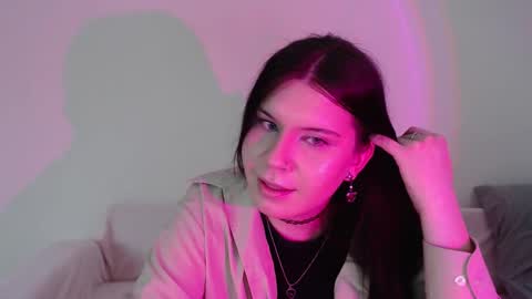 Vella online show from October 10, 10:43 am