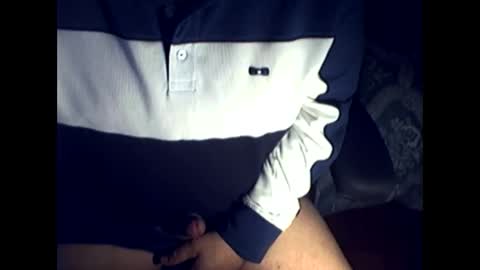 ikissuuuu online show from December 4, 4:17 pm