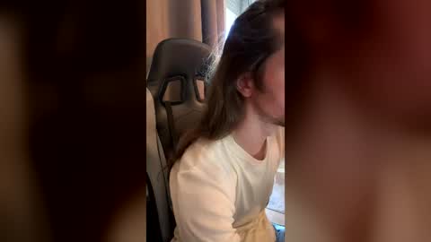 perry online show from August 2, 8:38 am