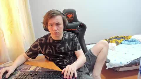 iliaskris online show from September 23, 11:48 am