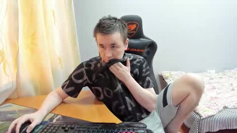 iliaskris online show from November 23, 8:34 am