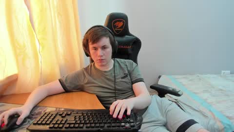 iliaskris online show from March 27, 8:26 am