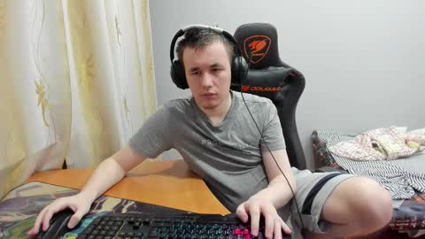 iliaskris online show from November 11, 12:51 pm