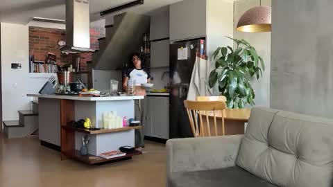 Kloe online show from November 5, 8:33 pm