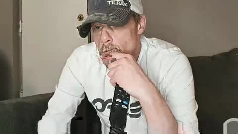 Ilovesquirterz1 online show from March 6, 7:36 am