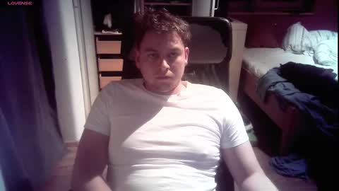 iloveyoutoo2000 online show from December 2, 7:45 pm