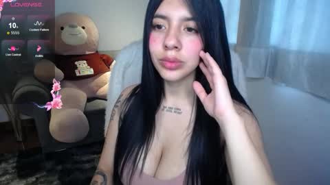 Alyn online show from February 24, 5:05 pm