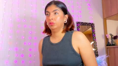 im_anna_ online show from December 21, 4:02 pm