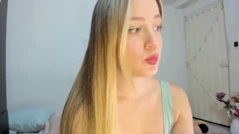 Caro   online show from May 27, 4:20 am