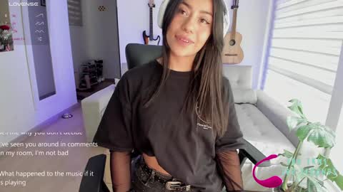 Snapshot of im_mariana chatting on January 11, 6:44 pm im_mariana online show from January 11, 6:44 pm