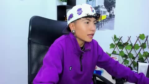 mathias online show from November 6, 4:26 am