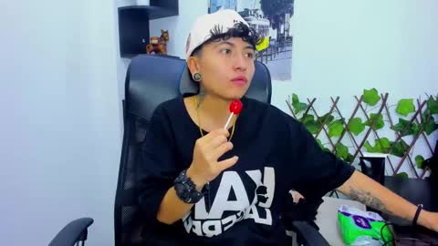 mathias online show from November 8, 4:26 am