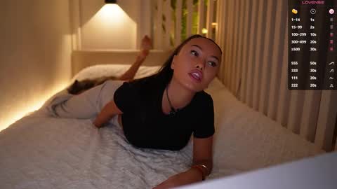 Milla online show from November 16, 5:26 pm