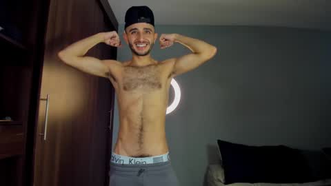 Paul online show from September 24, 9:43 pm