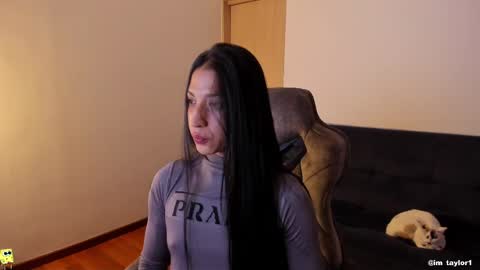 TAYLOR  online show from February 11, 5:47 am