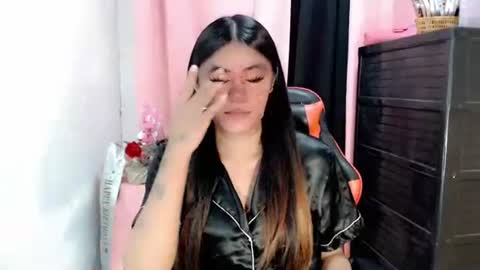 im_yourfairyannaxx online show from November 4, 8:37 am