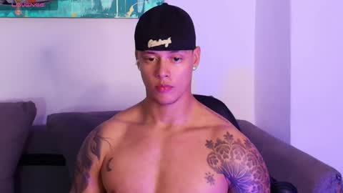 imconor online show from November 7, 1:52 am