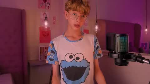 Damiano online show from October 11, 11:30 pm