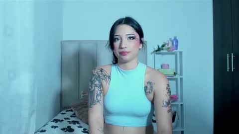 imemily444_ online show from February 21, 12:02 am