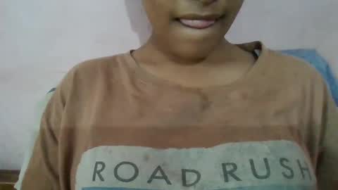Snapshot of imlovelyrose chatting on December 15, 3:56 am ROSE online show from December 15, 3:56 am