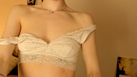 my name Imo  Fansly  online show from April 3, 3:30 pm