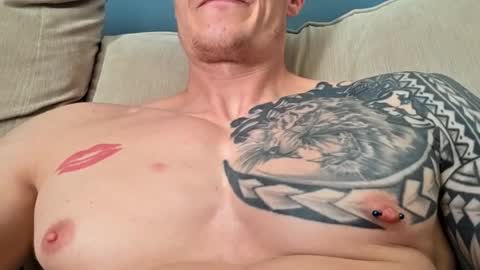 impressedmuch459 online show from June 24, 11:28 am