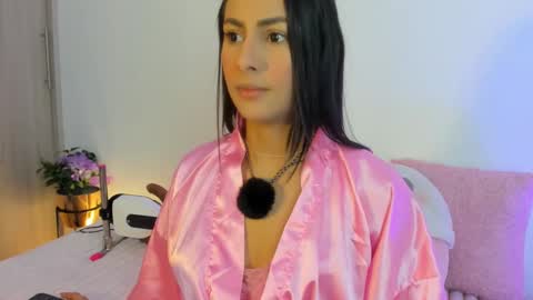 Snapshot of imvickyrachell_ chatting on September 21, 3:05 pm imvickyrachell_ online show from September 21, 3:05 pm