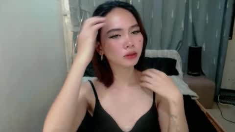 Snapshot of imyourfelicious chatting on September 28, 10:35 am hi its me pearl online show from September 28, 10:35 am