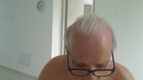 Snapshot of incendiado chatting on September 10, 3:24 pm incendiado online show from September 10, 3:24 pm