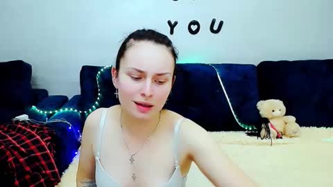 incredible_ariela online show from March 3, 10:11 am